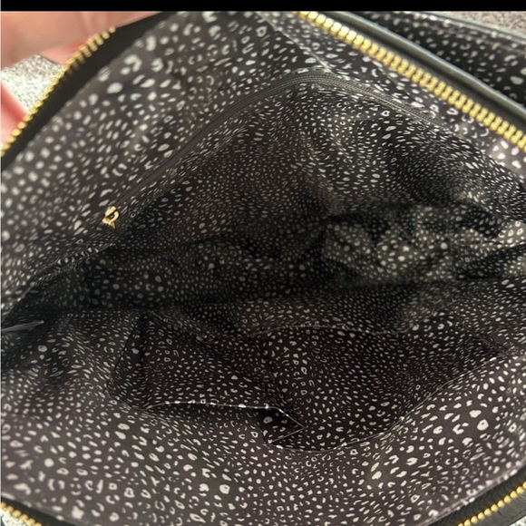 Gray suede messanger bag - Picture 4 of 4